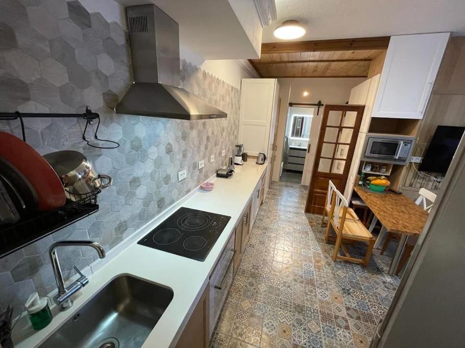 Las Caletillas Vacations, 20 Meters From The Beach Санта-Крус-де-Тенерифе Экстерьер фото